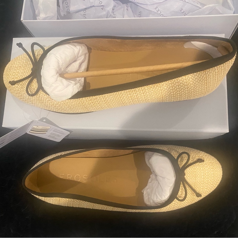 Aerosoles Women's Yellow Ballet Flats